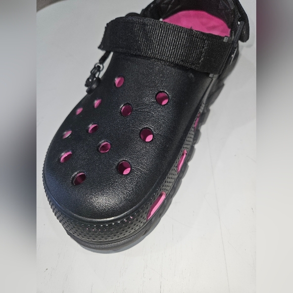 CROCS x Post Malone Collab Black & Pink Shoes. Limited Ed. Mens Sz 10, Womens 12 - Picture 7 of 13